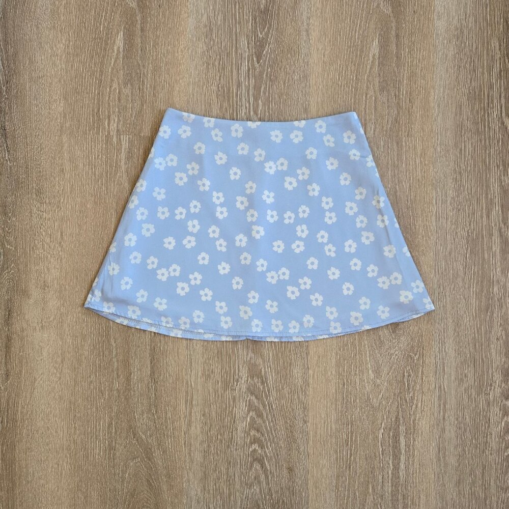 Princess Polly Olton Blue White Floral Satin Mini Skirt Size 4 High Waisted